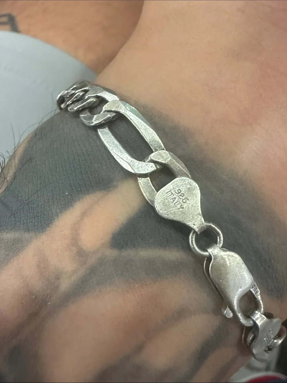 N/A stylish silver